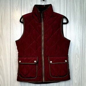 G.H Bass Vest Jacket Women's Small Quilted Burgundy Zip Up